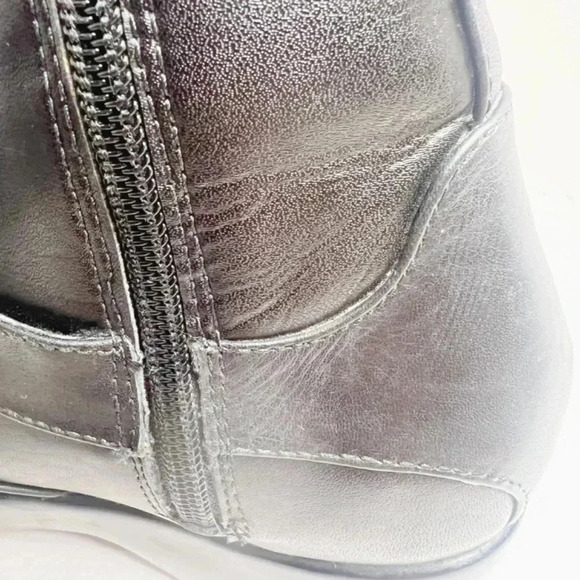 Aravon Black Leather Booties Silver Buckle Women's Size 5.5 - Picture 11 of 13